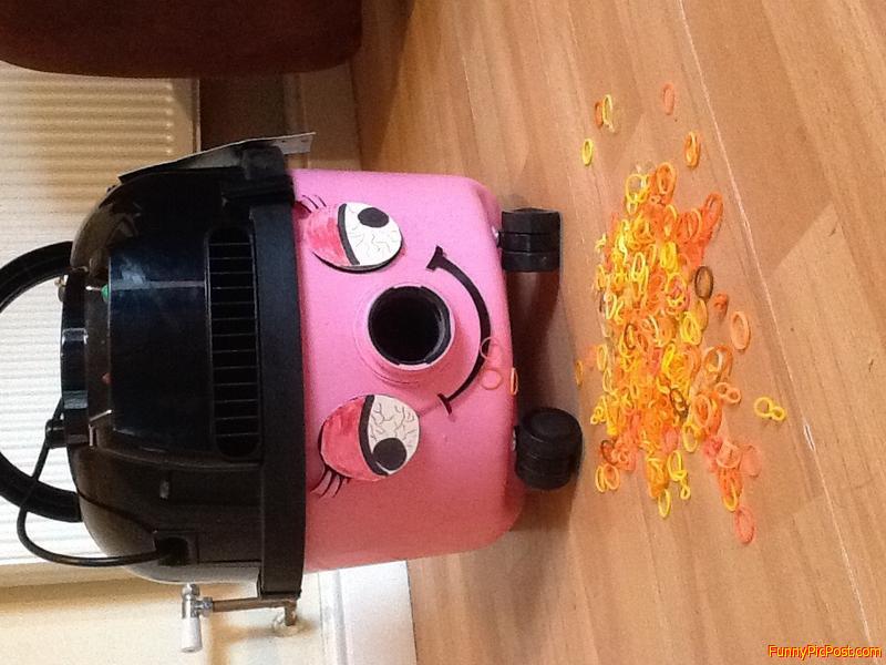 Hetty's overdosed on loom bands